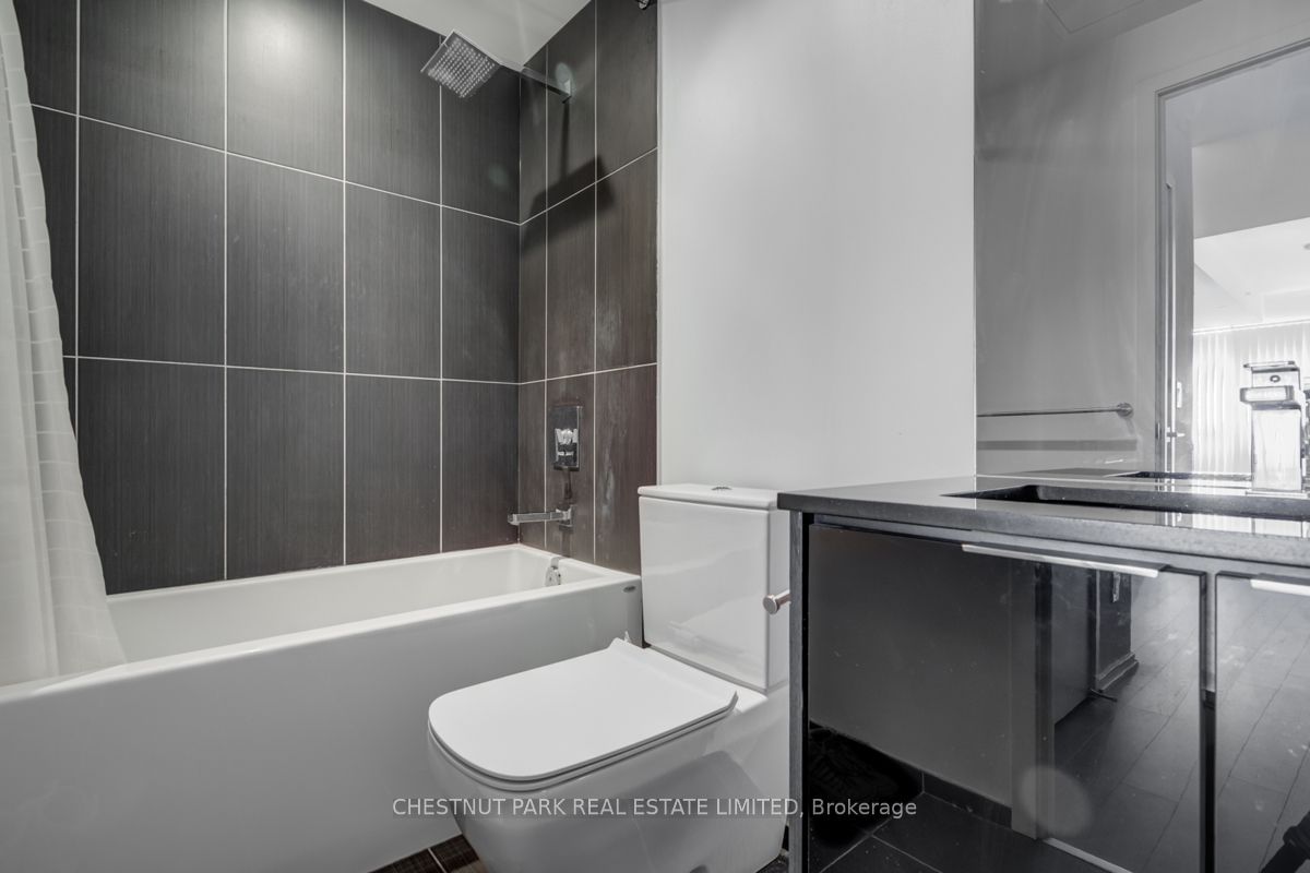 70 Temperance St, unit 1804 for rent