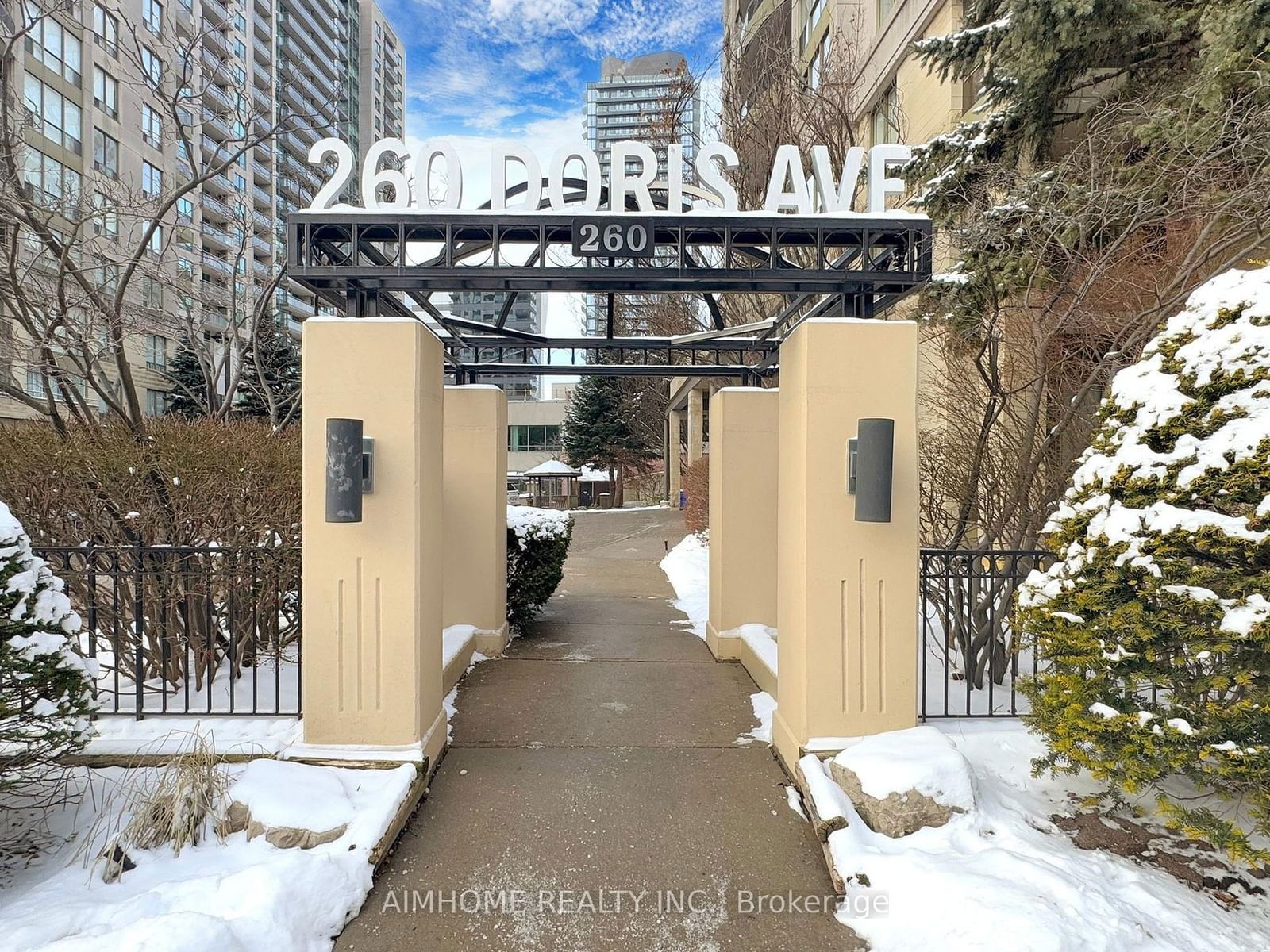 260 Doris Ave, unit 907 for sale