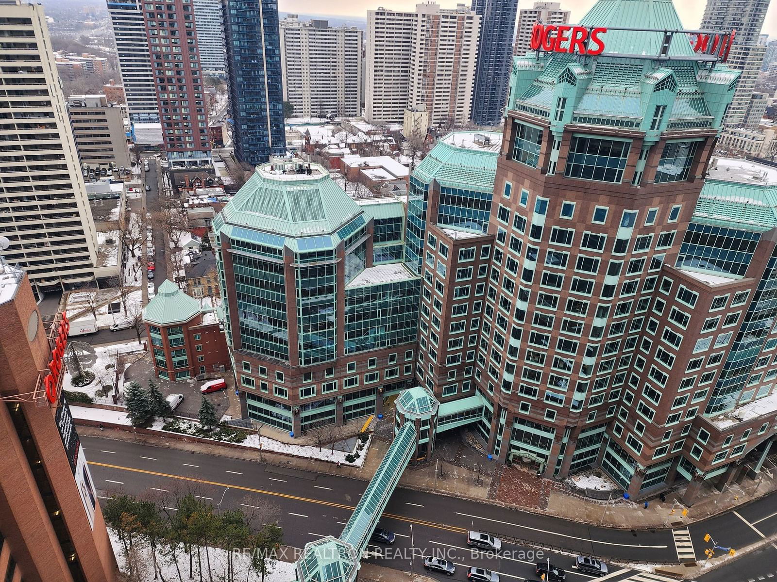 28 Ted Rogers Way, unit 2801 for rent