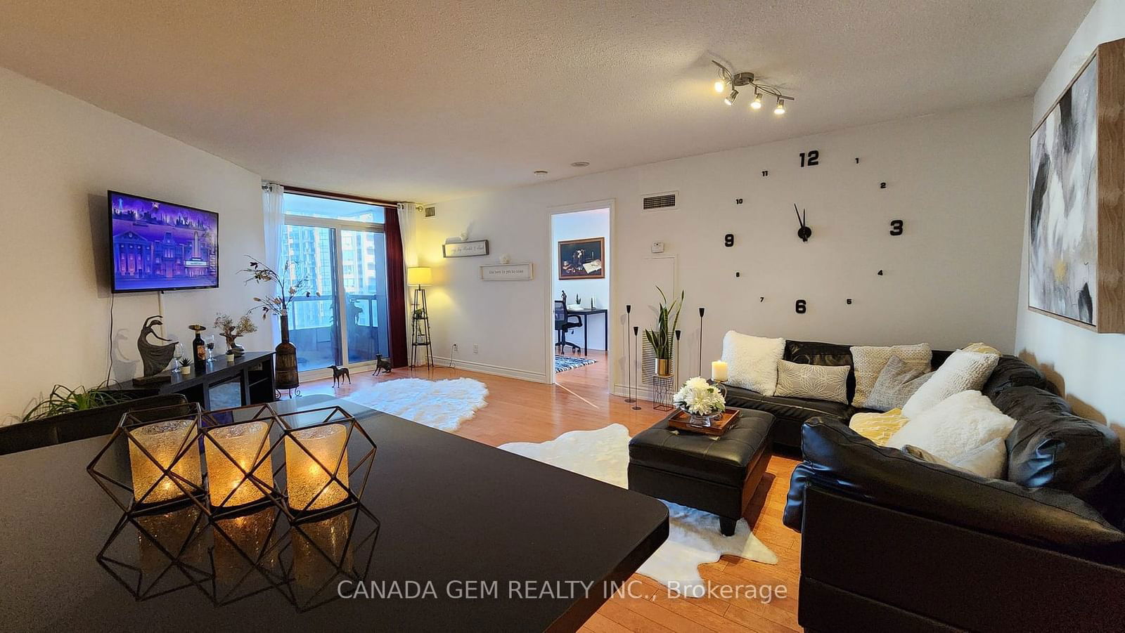 5 Northtown Way, unit 1410 for sale