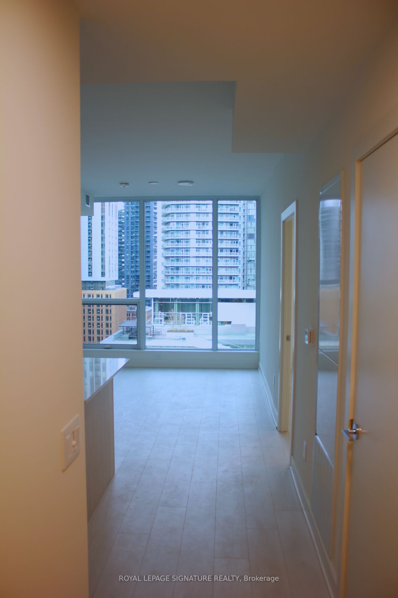 15 Mercer St, unit 1305 for rent