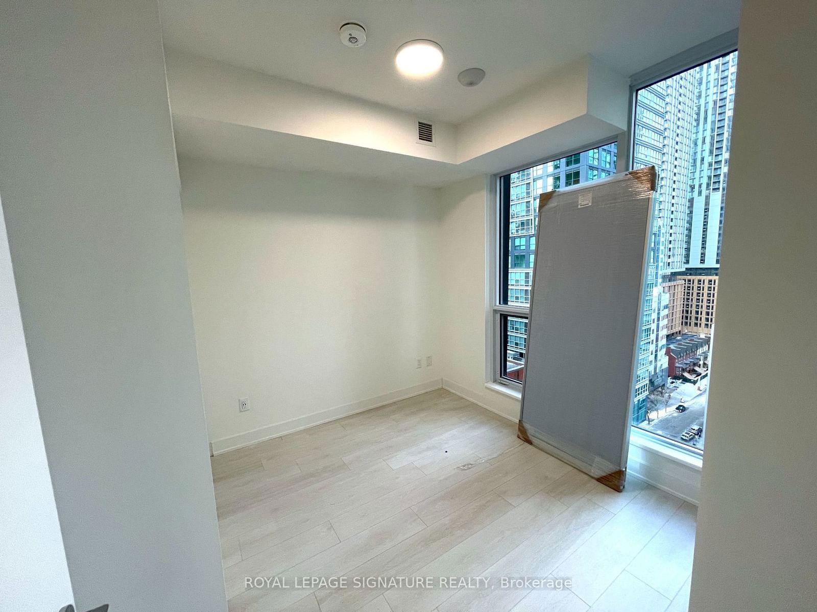 15 Mercer St, unit 1305 for rent