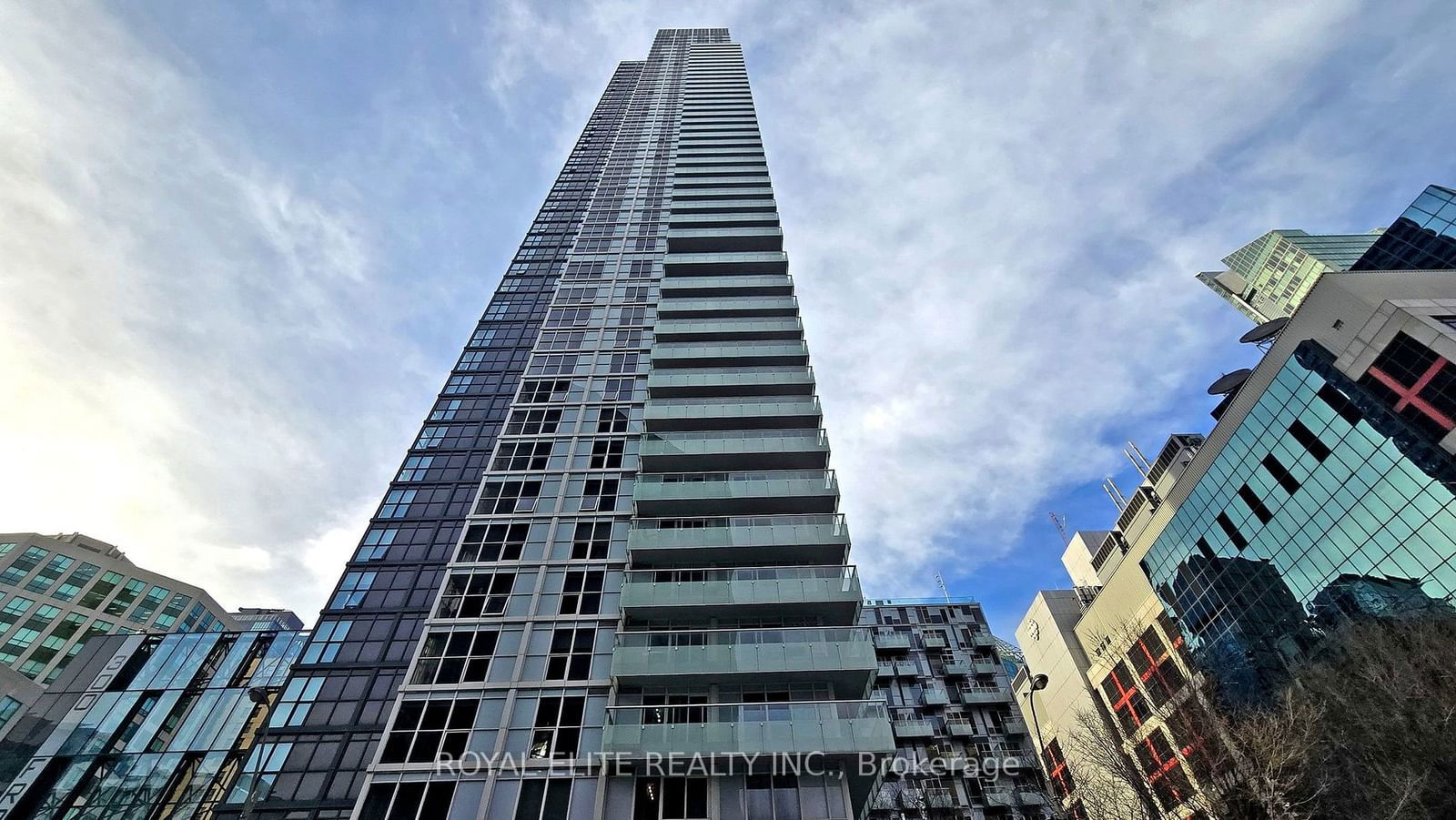 300 Front St W, unit 3403 for sale