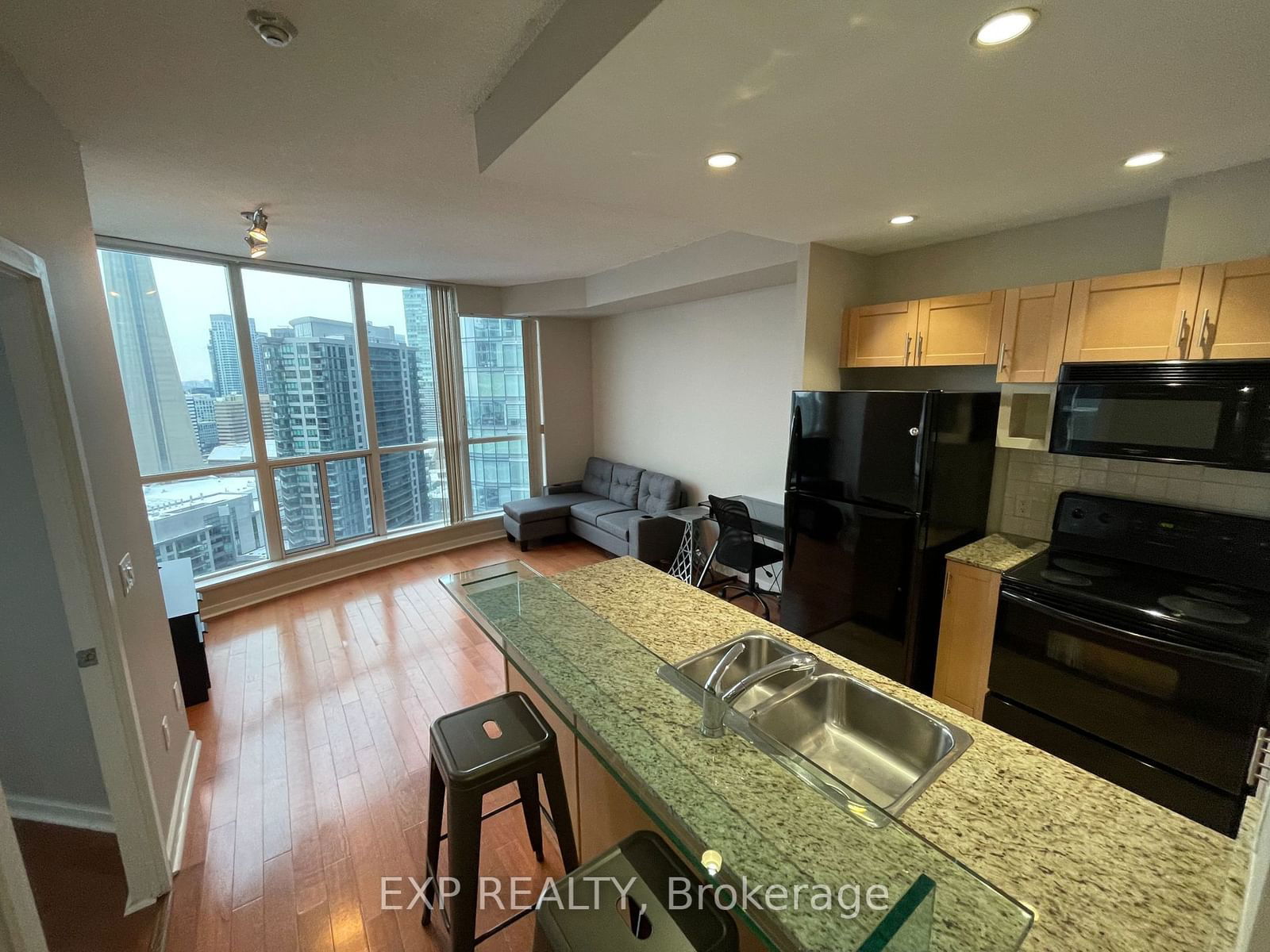 8 York St, unit 3213 for rent