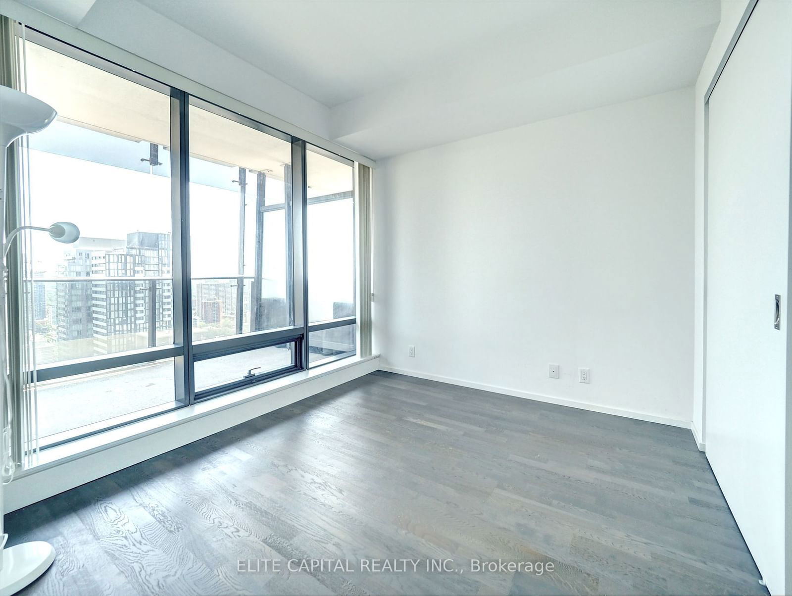 5 St Joseph St, unit 3011 for rent