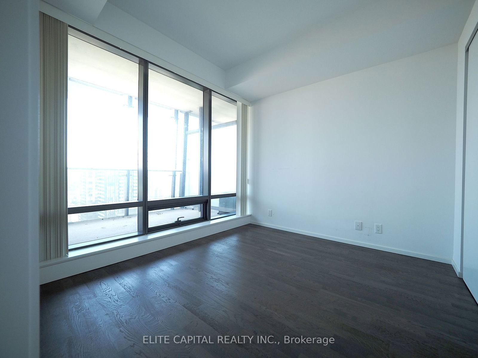 5 St Joseph St, unit 3011 for rent