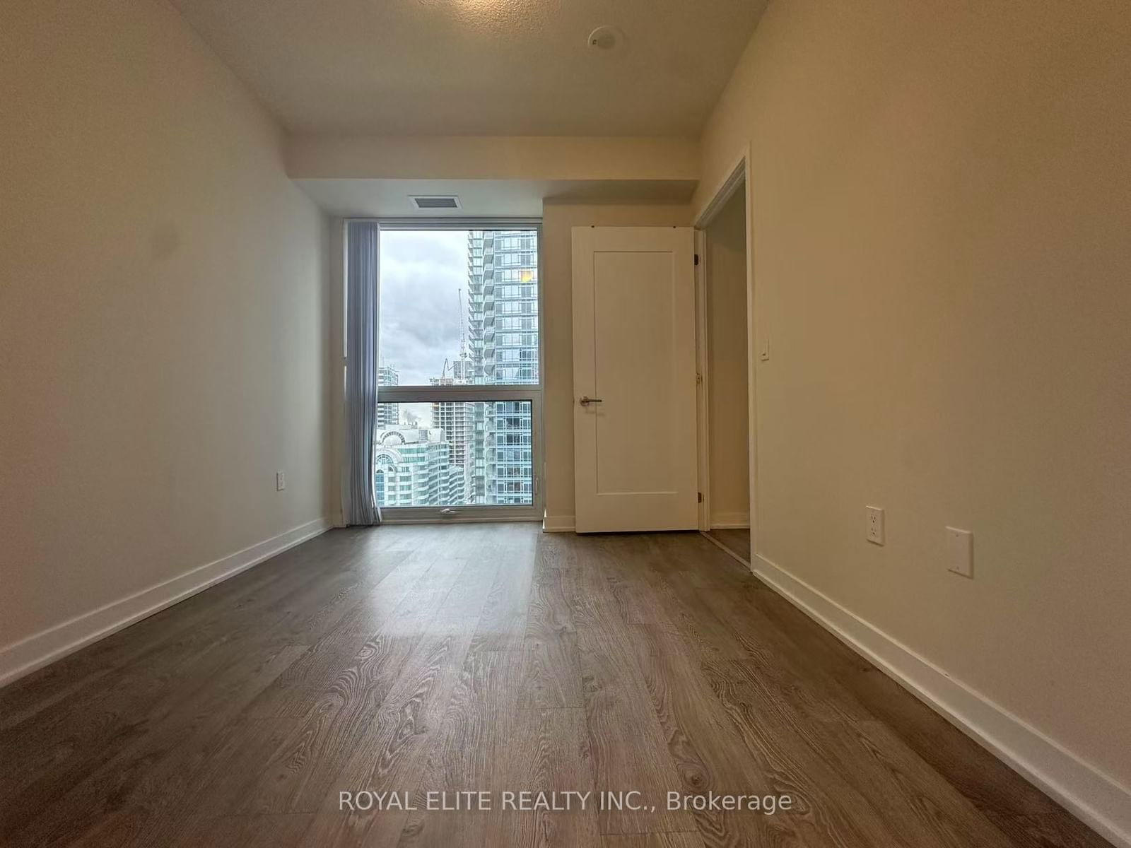 99 John St, unit 2305 for rent