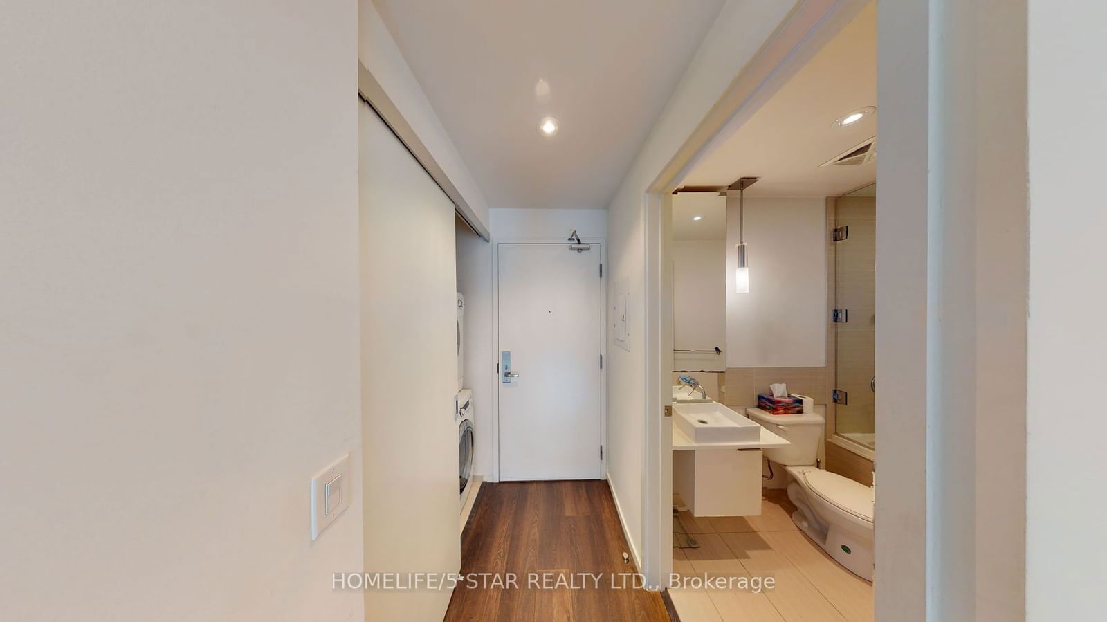 8 Charlotte St, unit 411 for sale