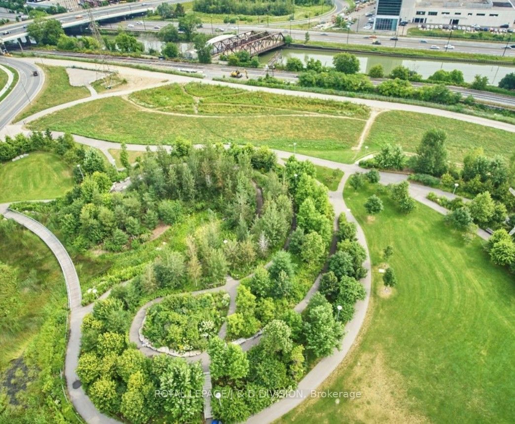 Canary Park, Downtown, Toronto