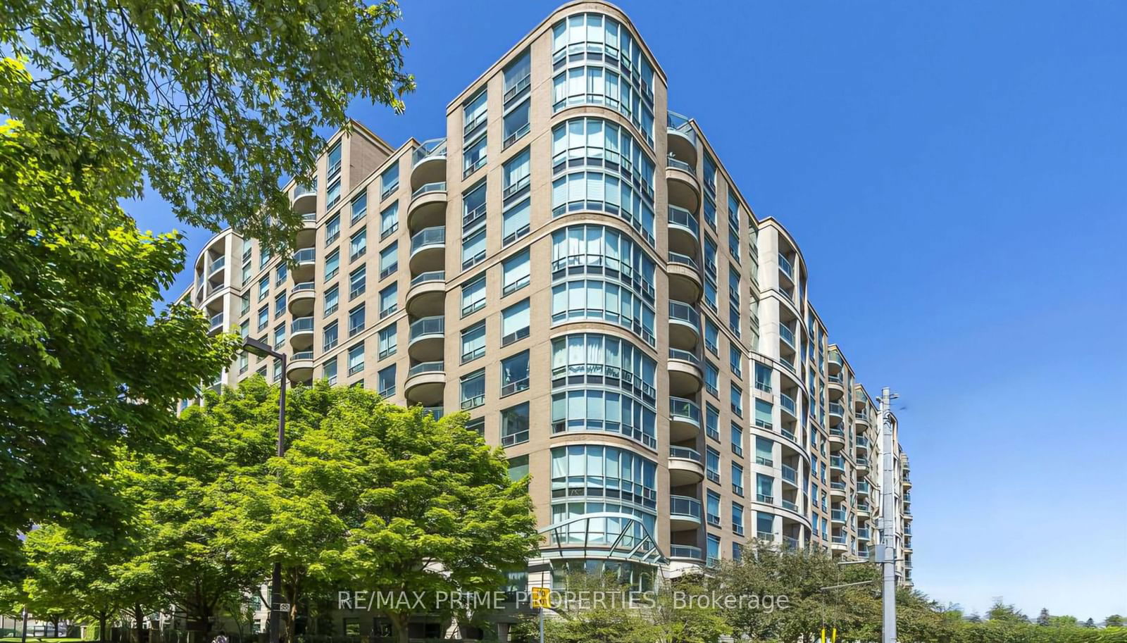 8 Pemberton Ave, unit 1105 for rent