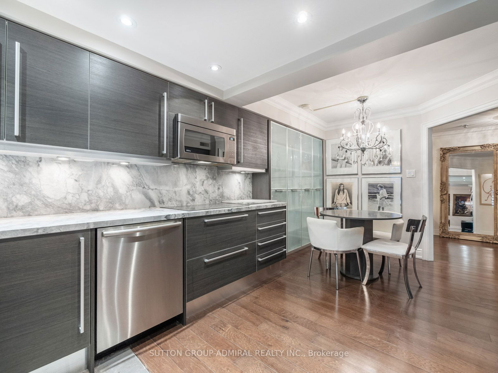 65 Spring Garden Ave, unit 210 for sale