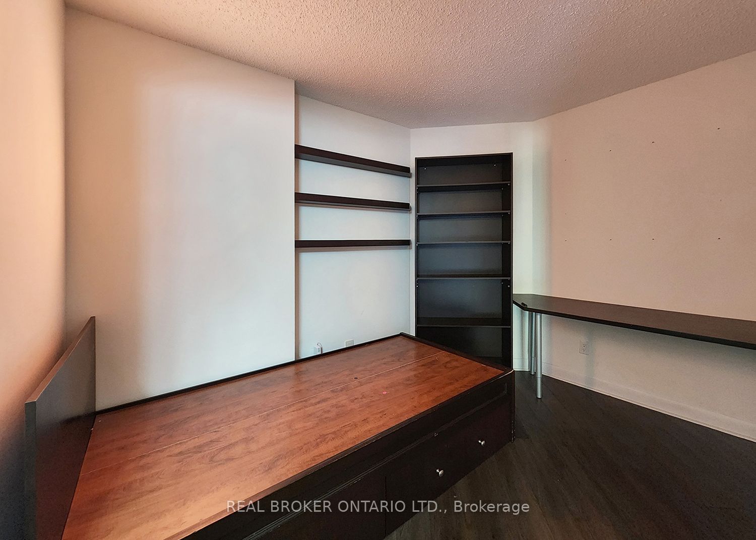 525 Wilson Ave, unit 640 for rent