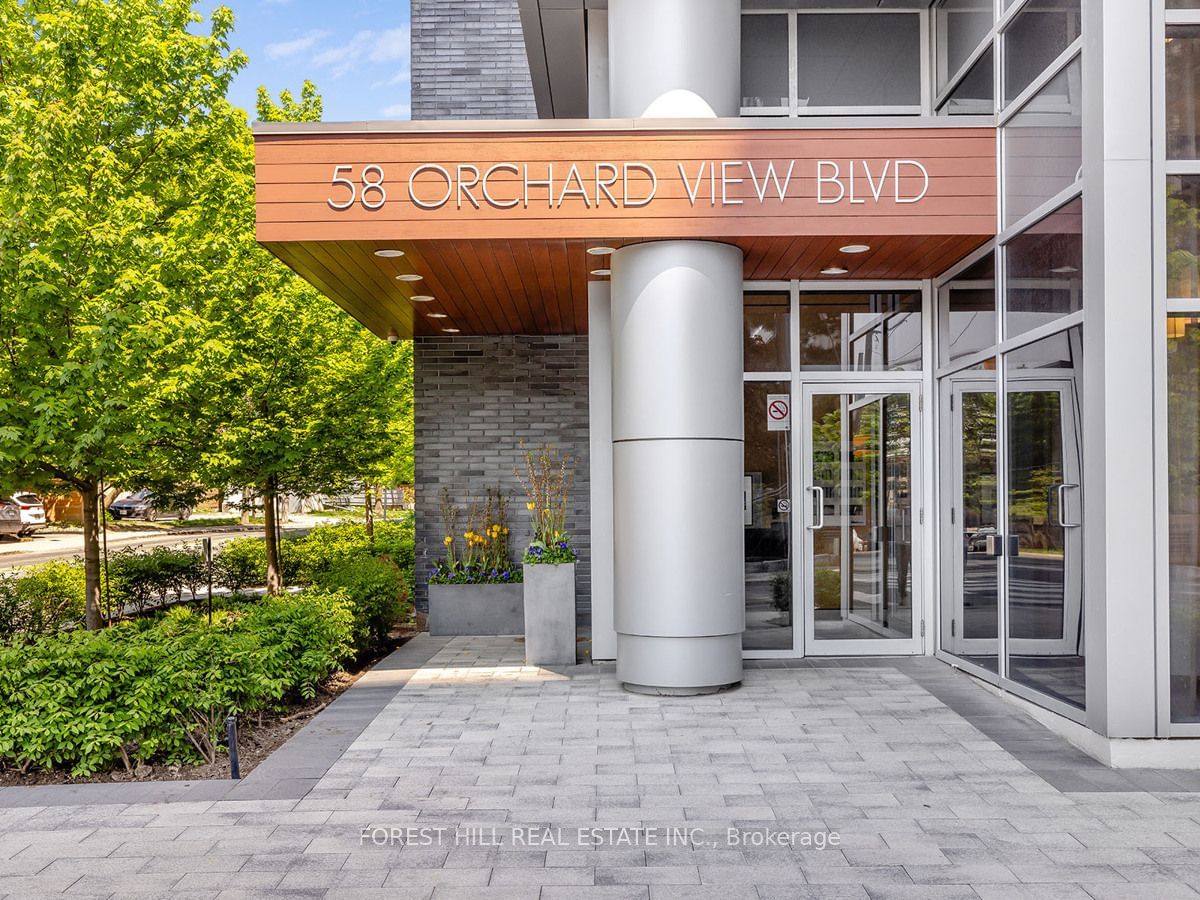 58 Orchard View Blvd, unit 401 for sale