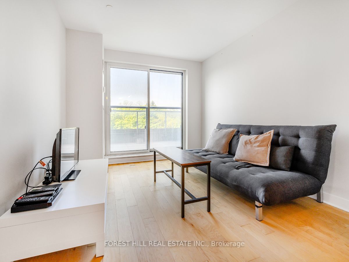 58 Orchard View Blvd, unit 401 for sale