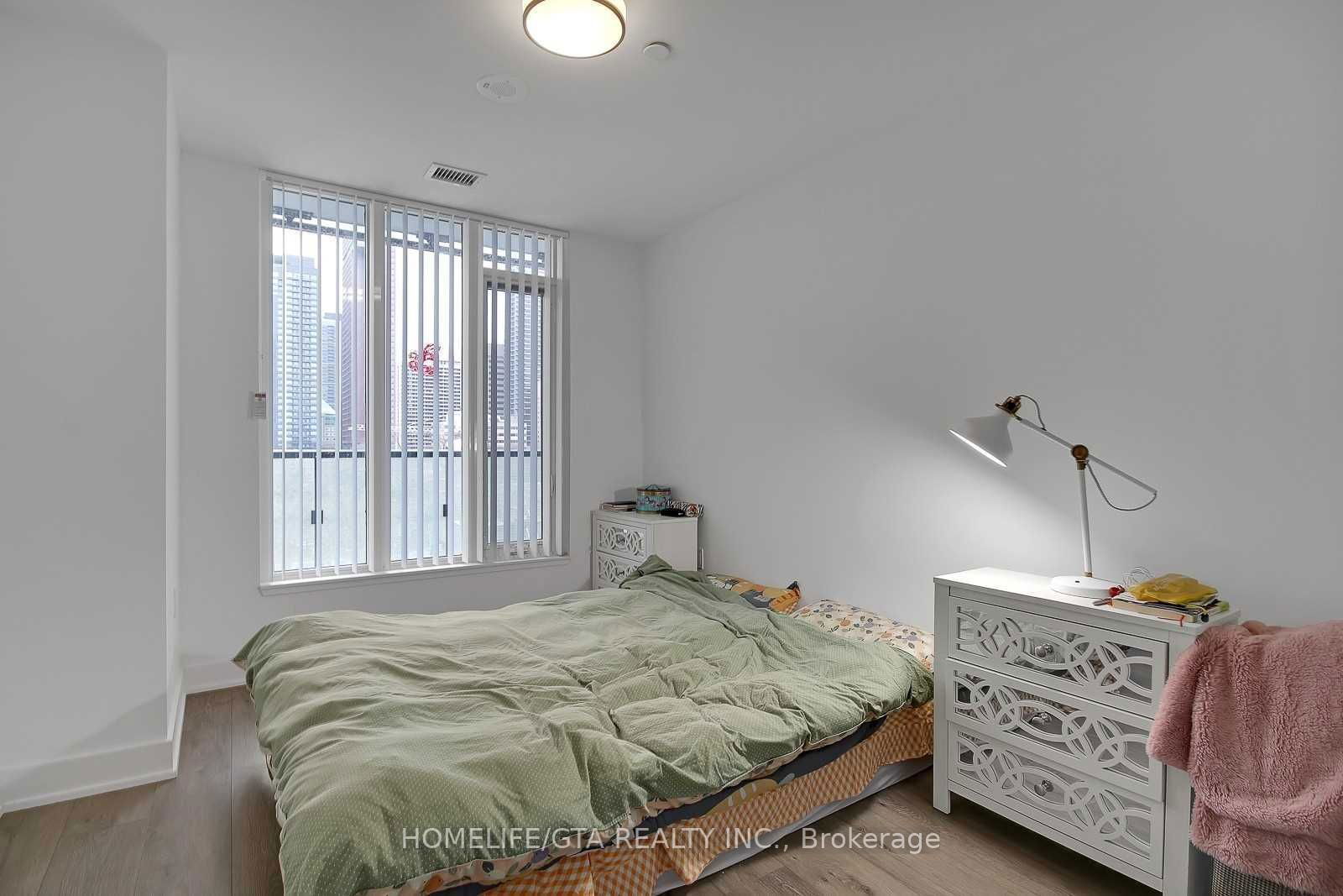 575 Bloor St E, unit 511 for rent