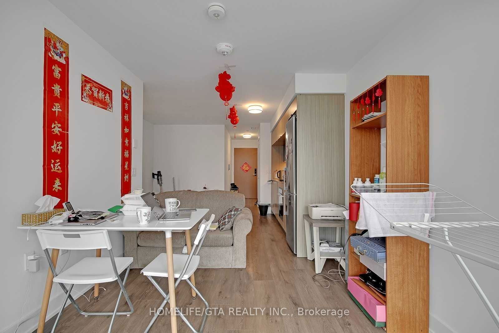 575 Bloor St E, unit 511 for rent