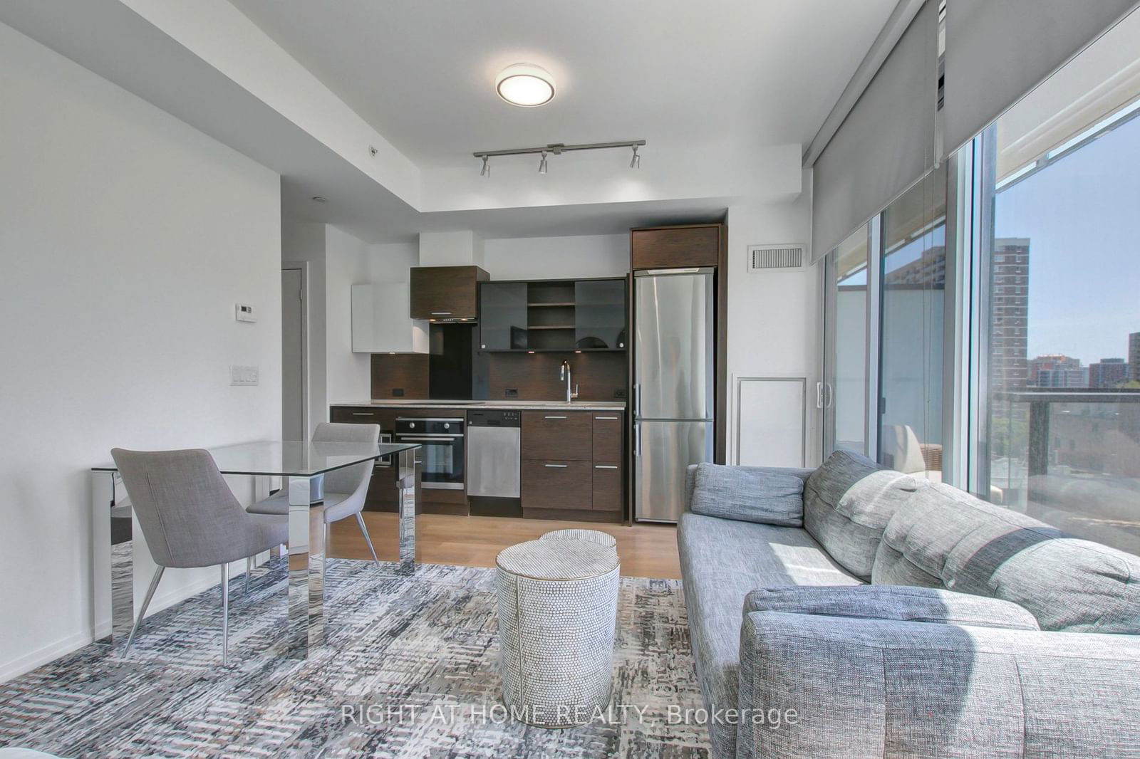 75 St Nicholas St, unit 703 for rent