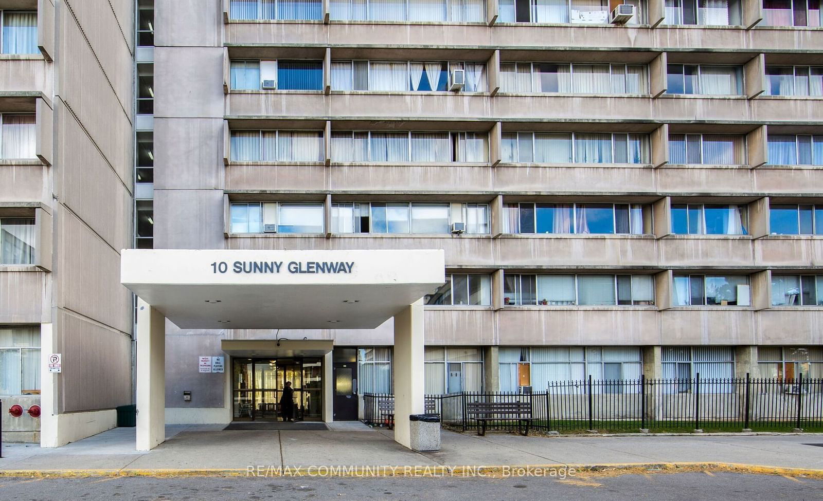 Sunny Glenway Condos, North York, Toronto