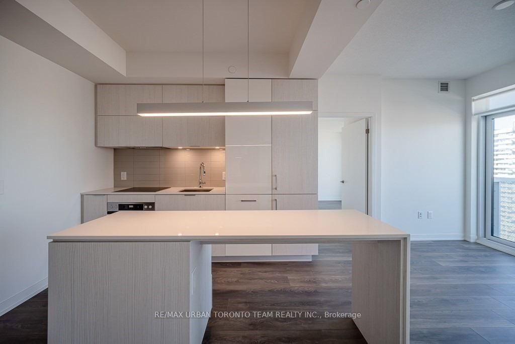 20 Richardson St, unit 2409 for rent