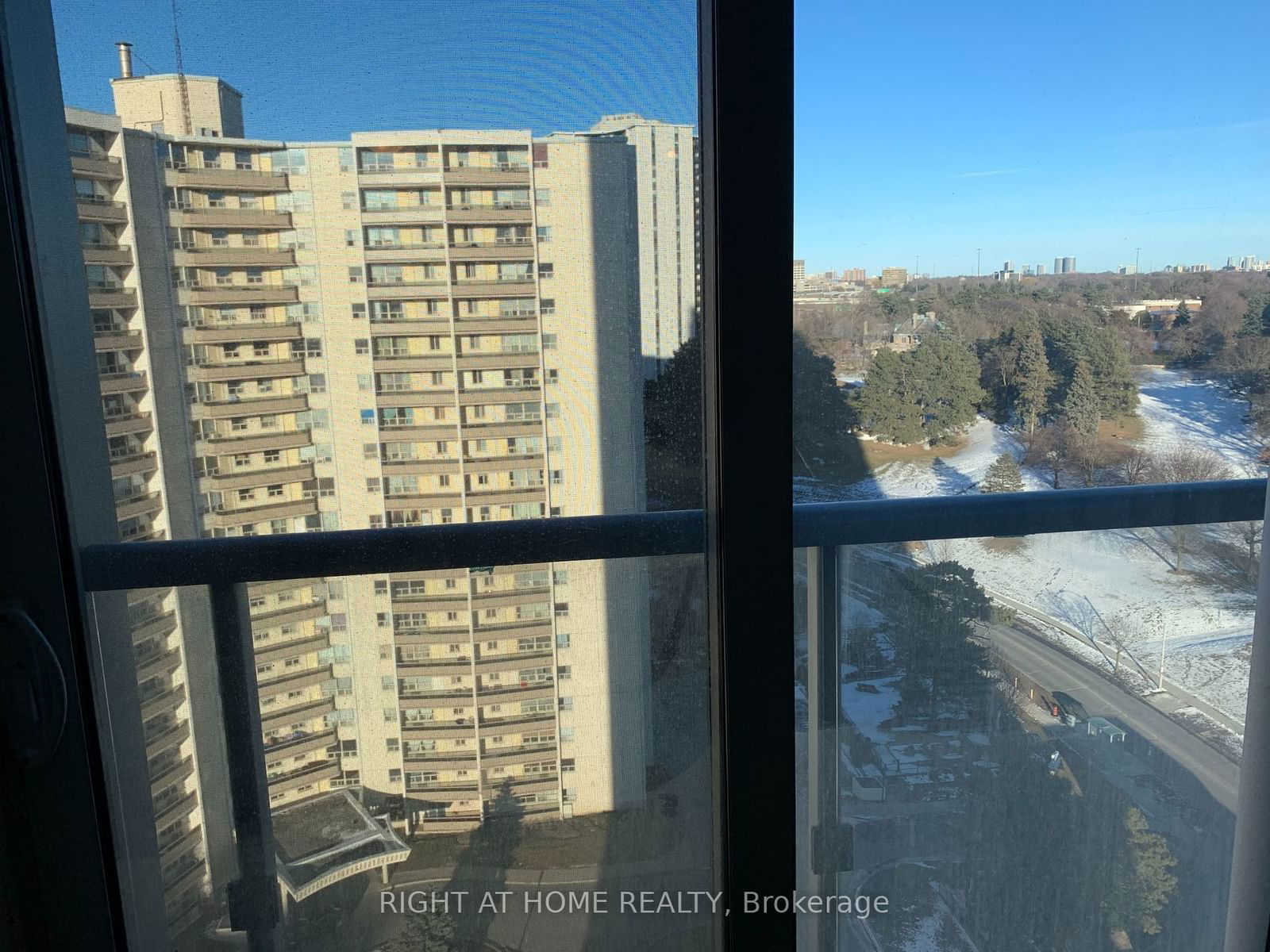 18 Graydon Hall Dr, unit 1706 for rent