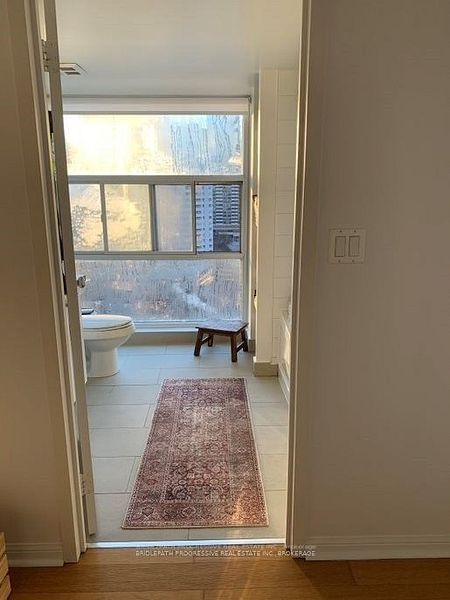 11 St Joseph St, unit 1704 for rent