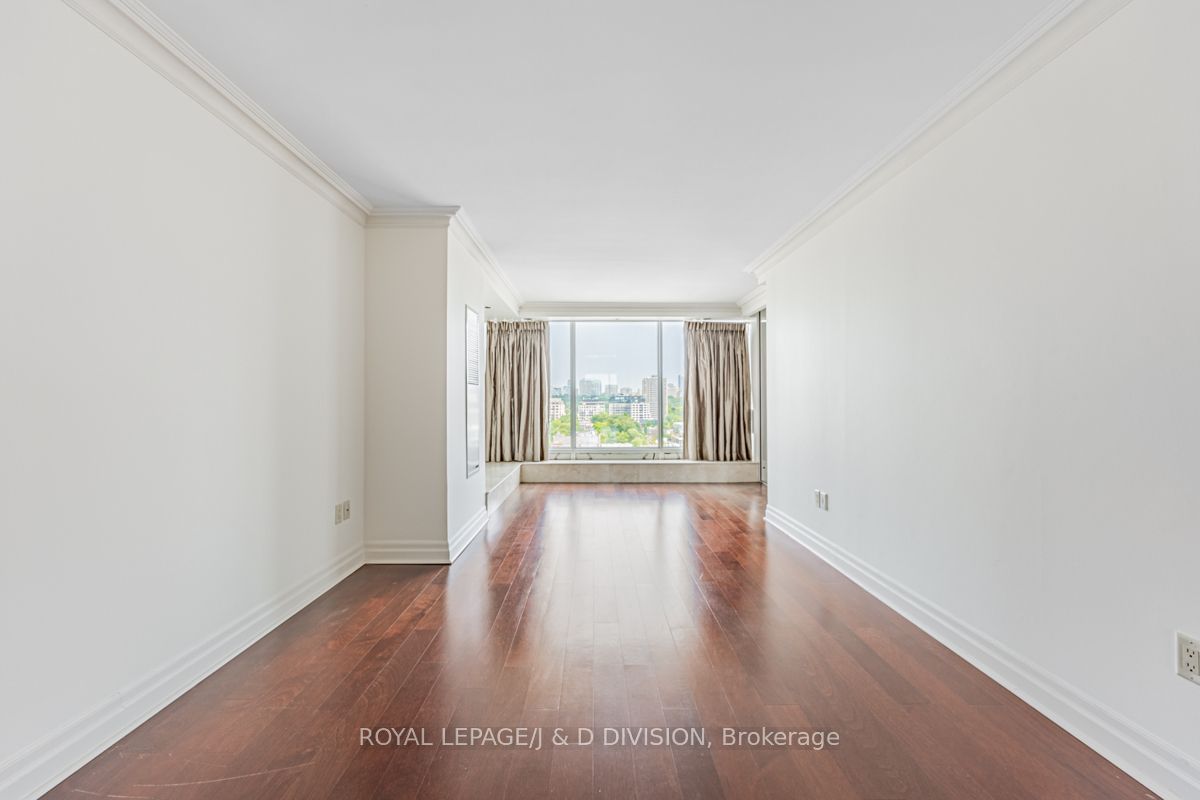 110 Bloor St W, unit 1305 for rent