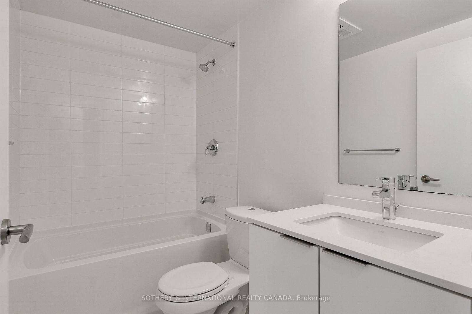 11 Wellesley St, unit 5405 for rent