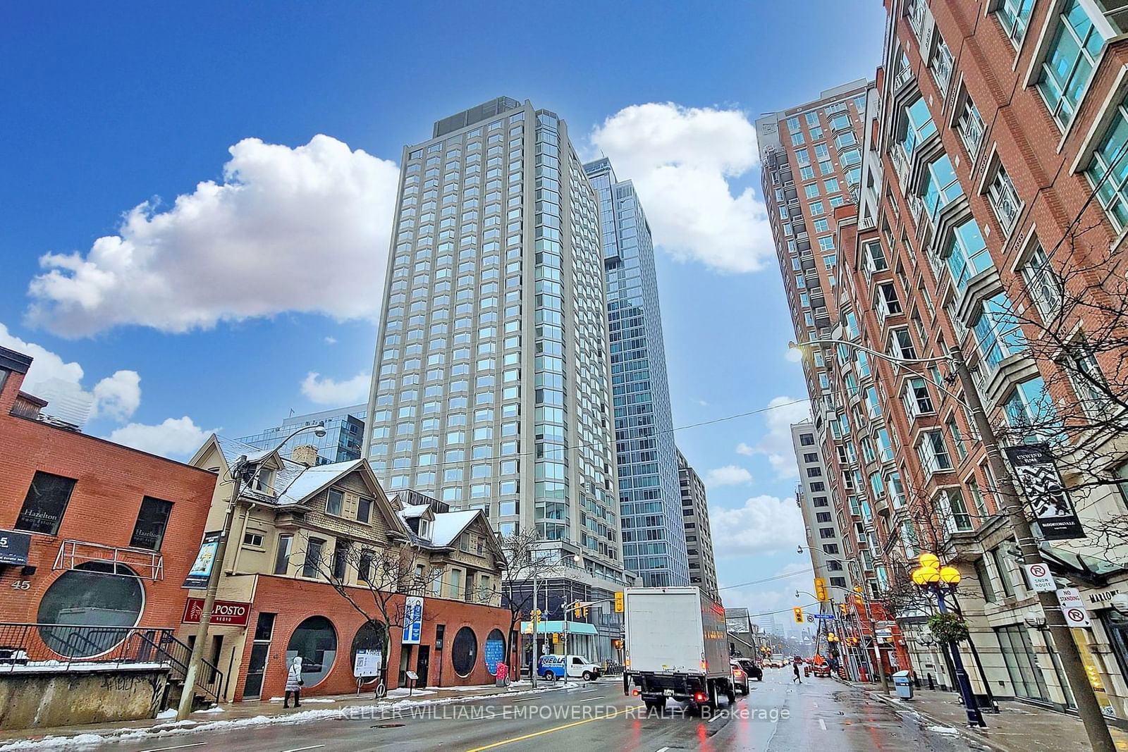 155 Yorkville Ave S, unit 2811 for sale