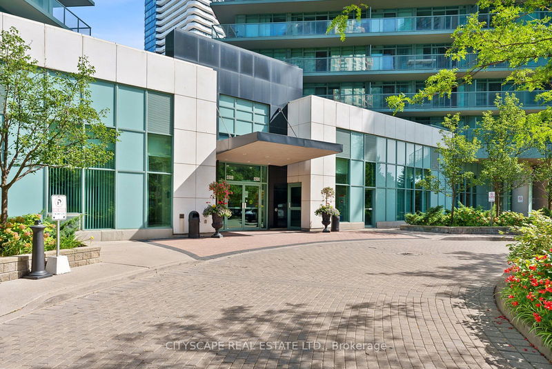 5500 Yonge St, unit 202 for sale