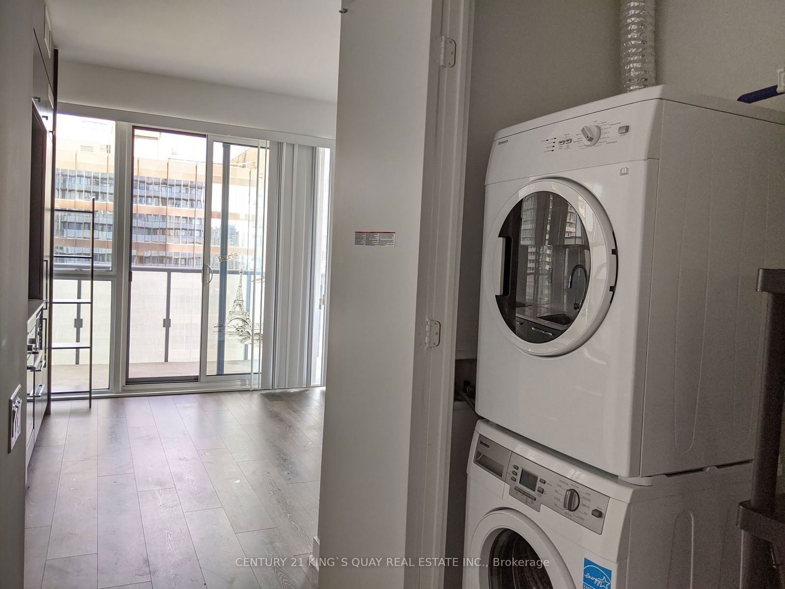 15 Grenville St, unit 2506 for rent