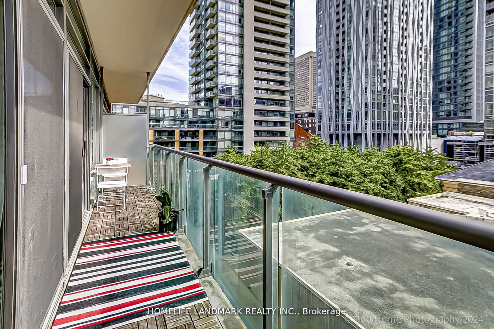 The Villas at 18 Yorkville, Downtown, Toronto