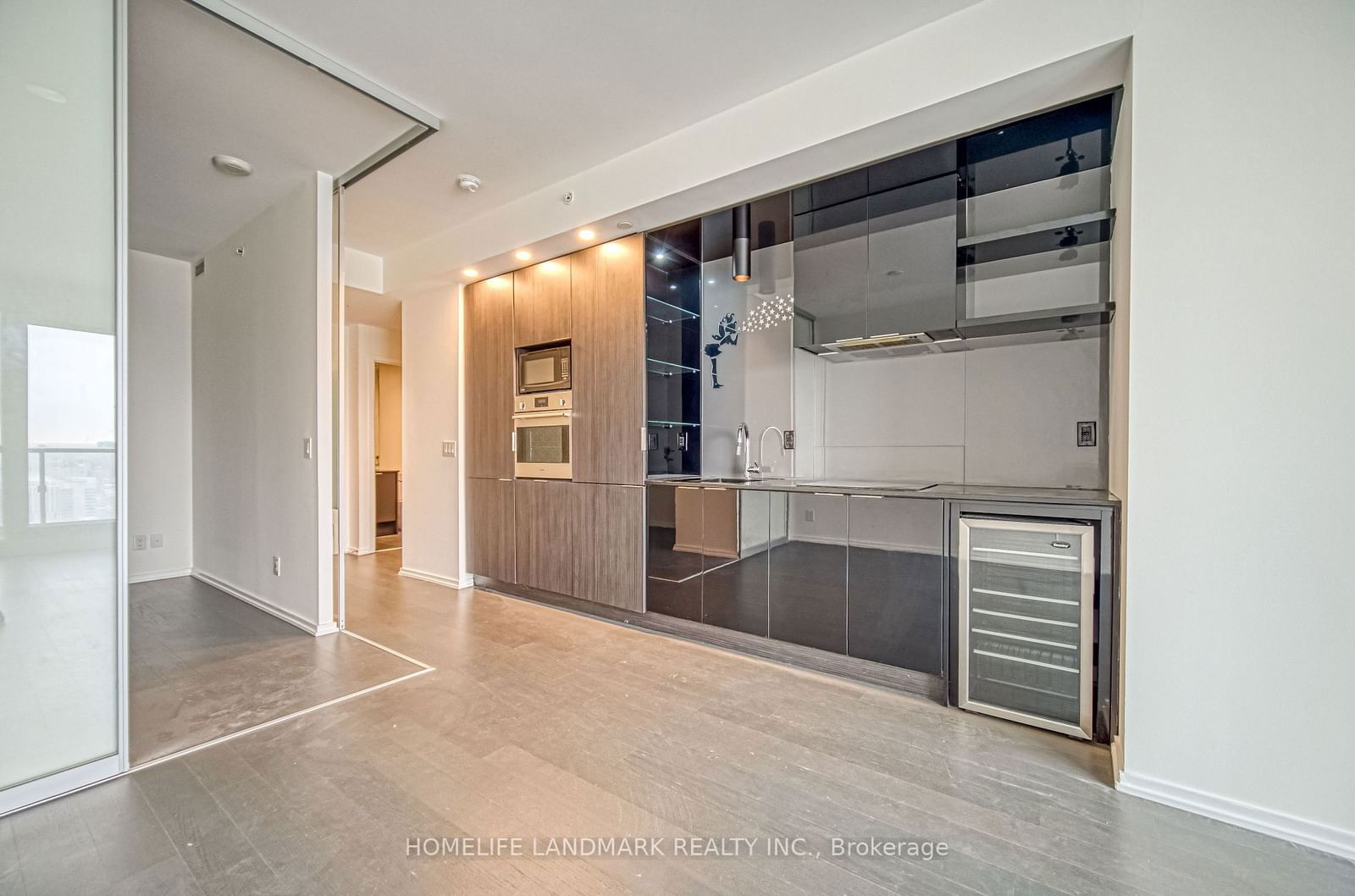 70 Temperance St, unit 4701 for sale