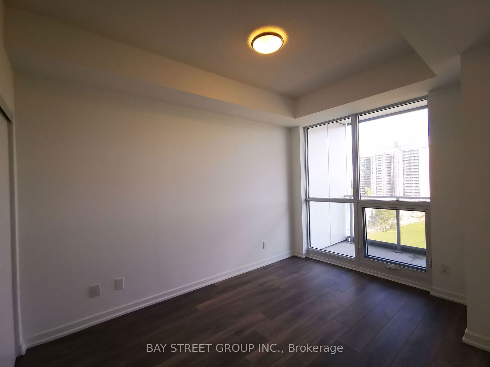 32 Forest Manor Rd, unit 606 for rent