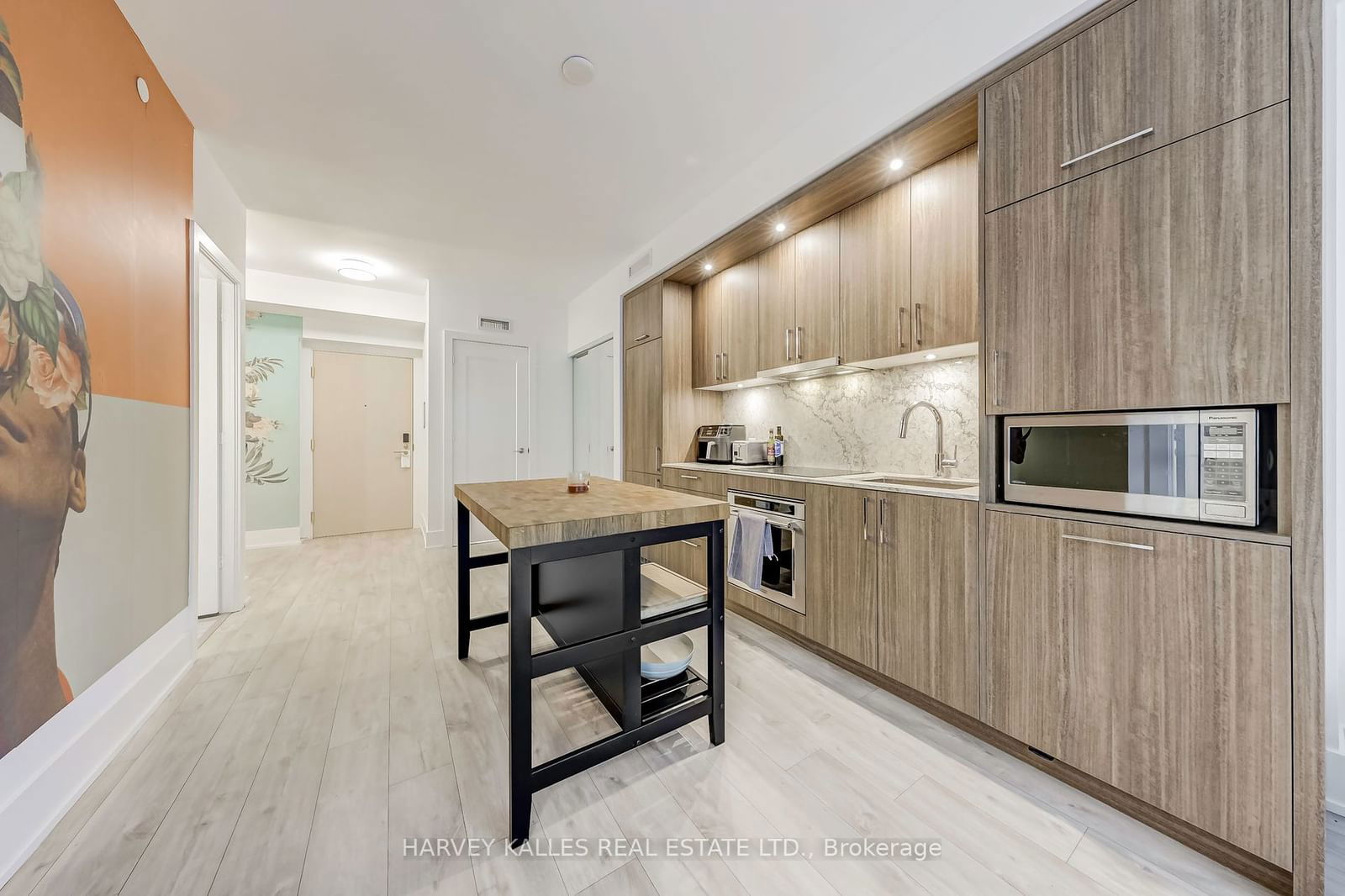 480 Front St W, unit 1308 for rent