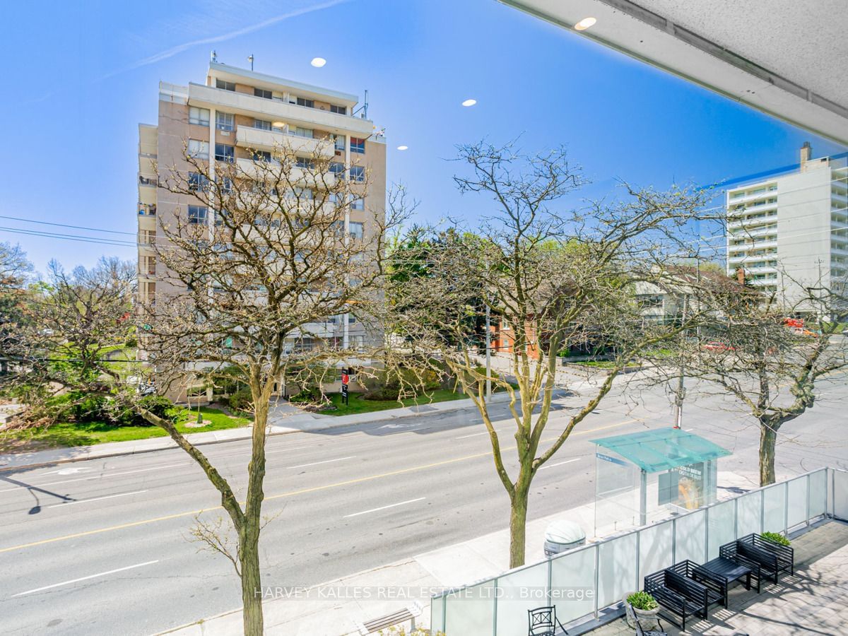 Soho Bayview Lofts, Midtown, Toronto