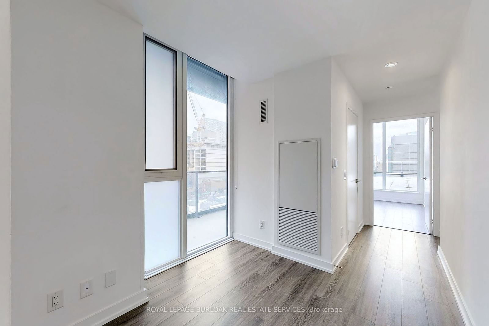 20 Edward St, unit 501 for sale