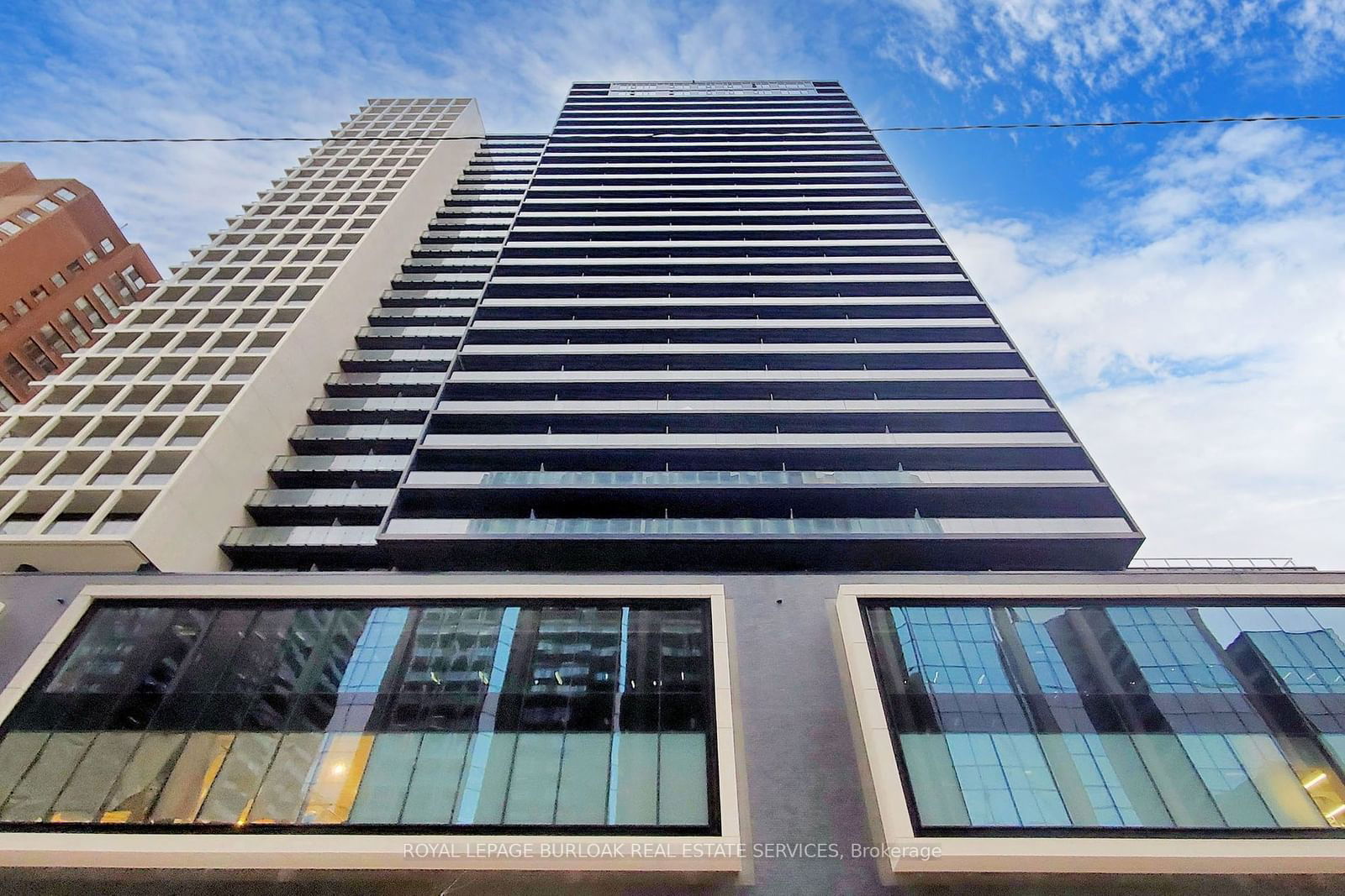 20 Edward St, unit 501 for sale