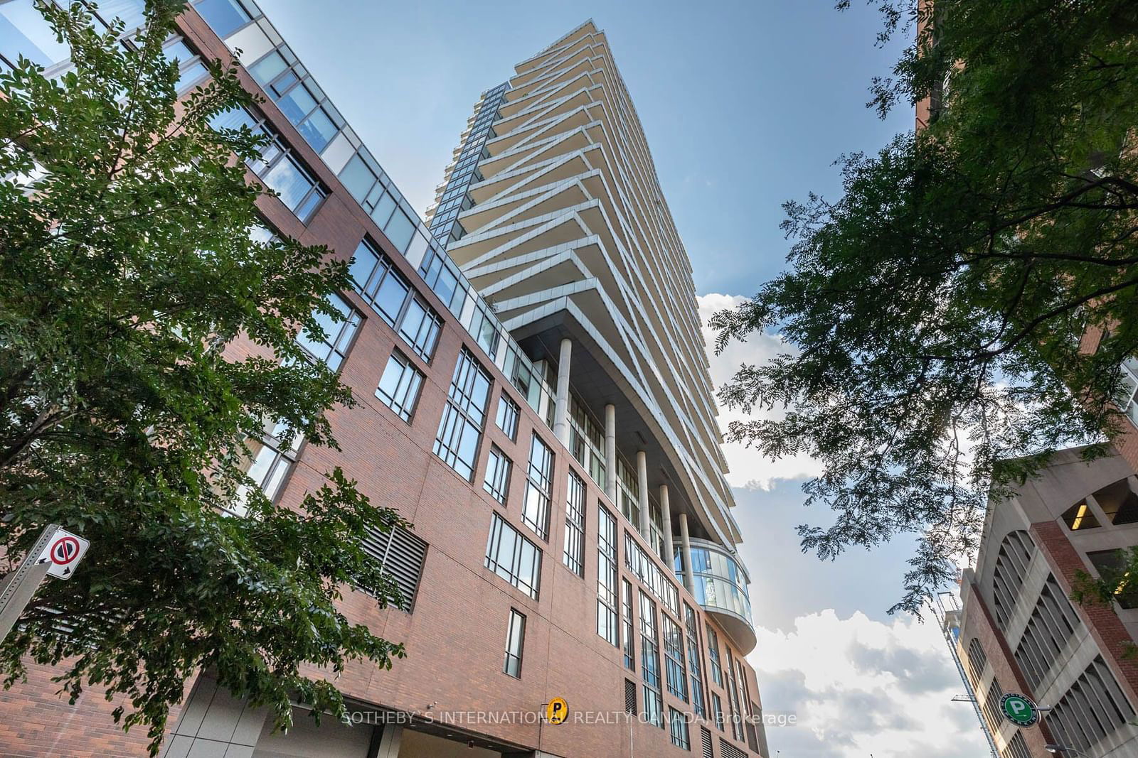 1 Market St, unit 1207 for sale