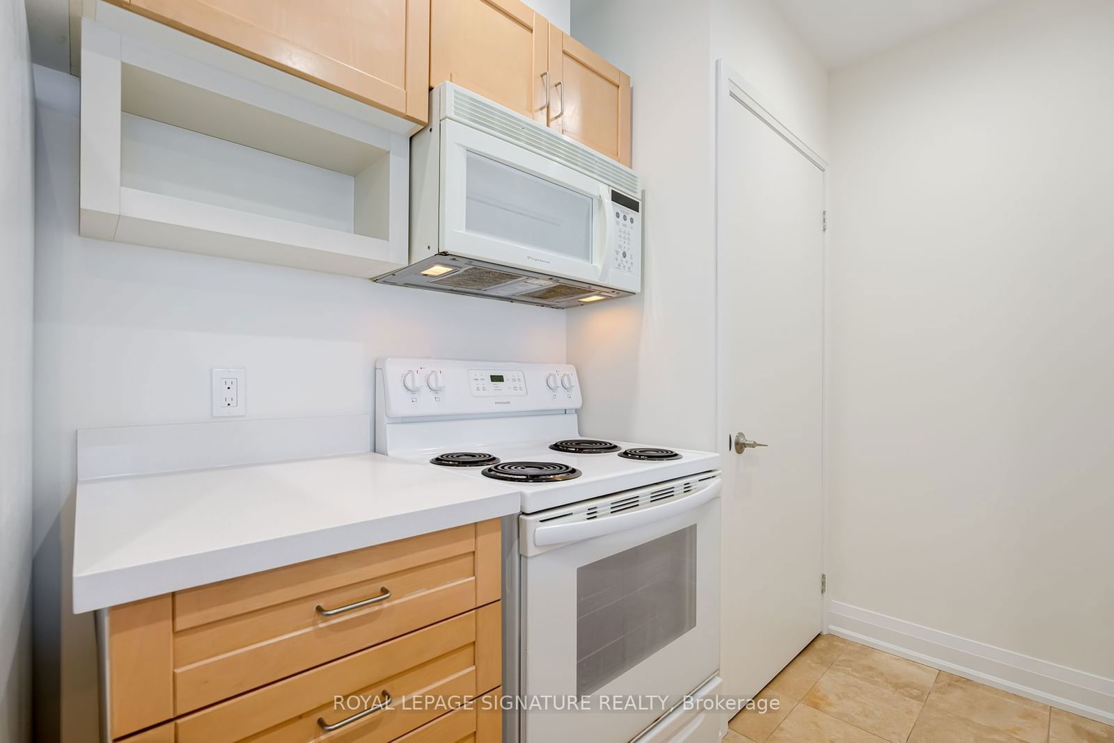 8 York St, unit 2707 for rent