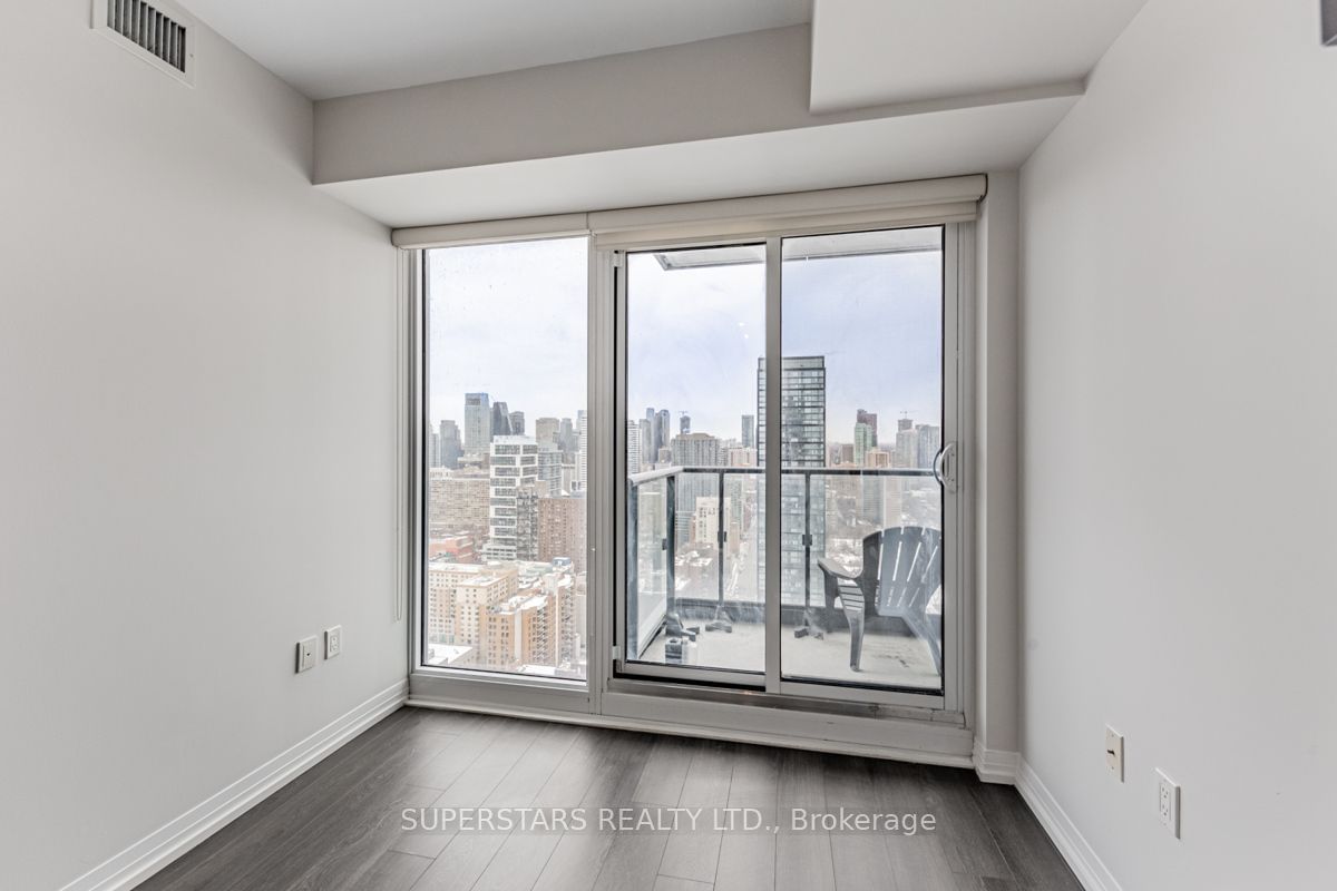 251 Jarvis St, unit 3812 for sale