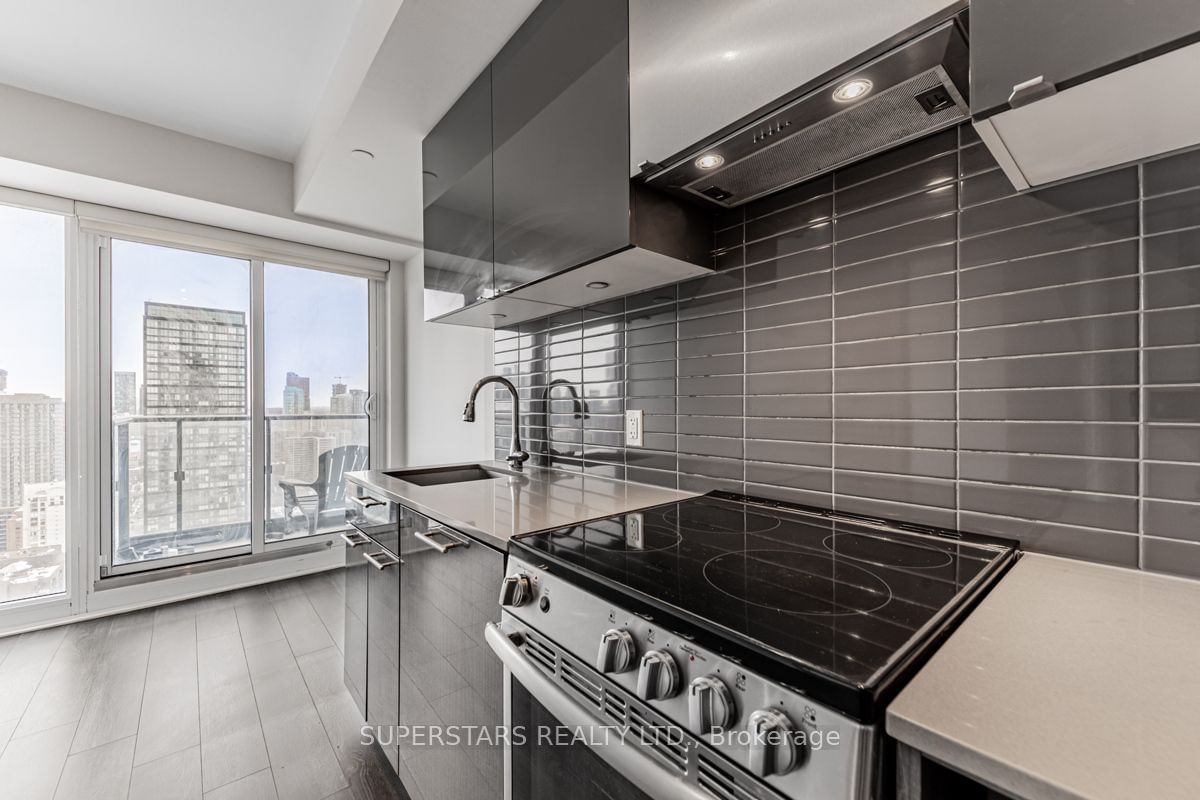 251 Jarvis St, unit 3812 for sale