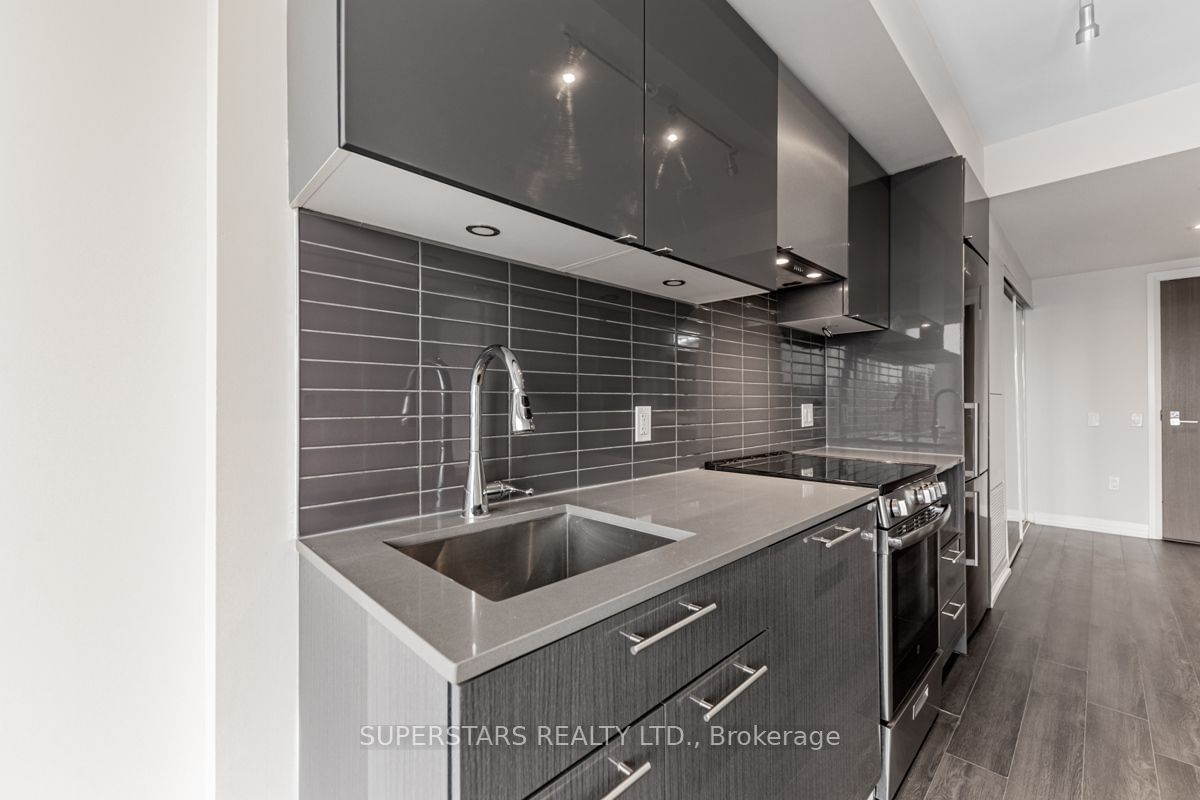 251 Jarvis St, unit 3812 for sale