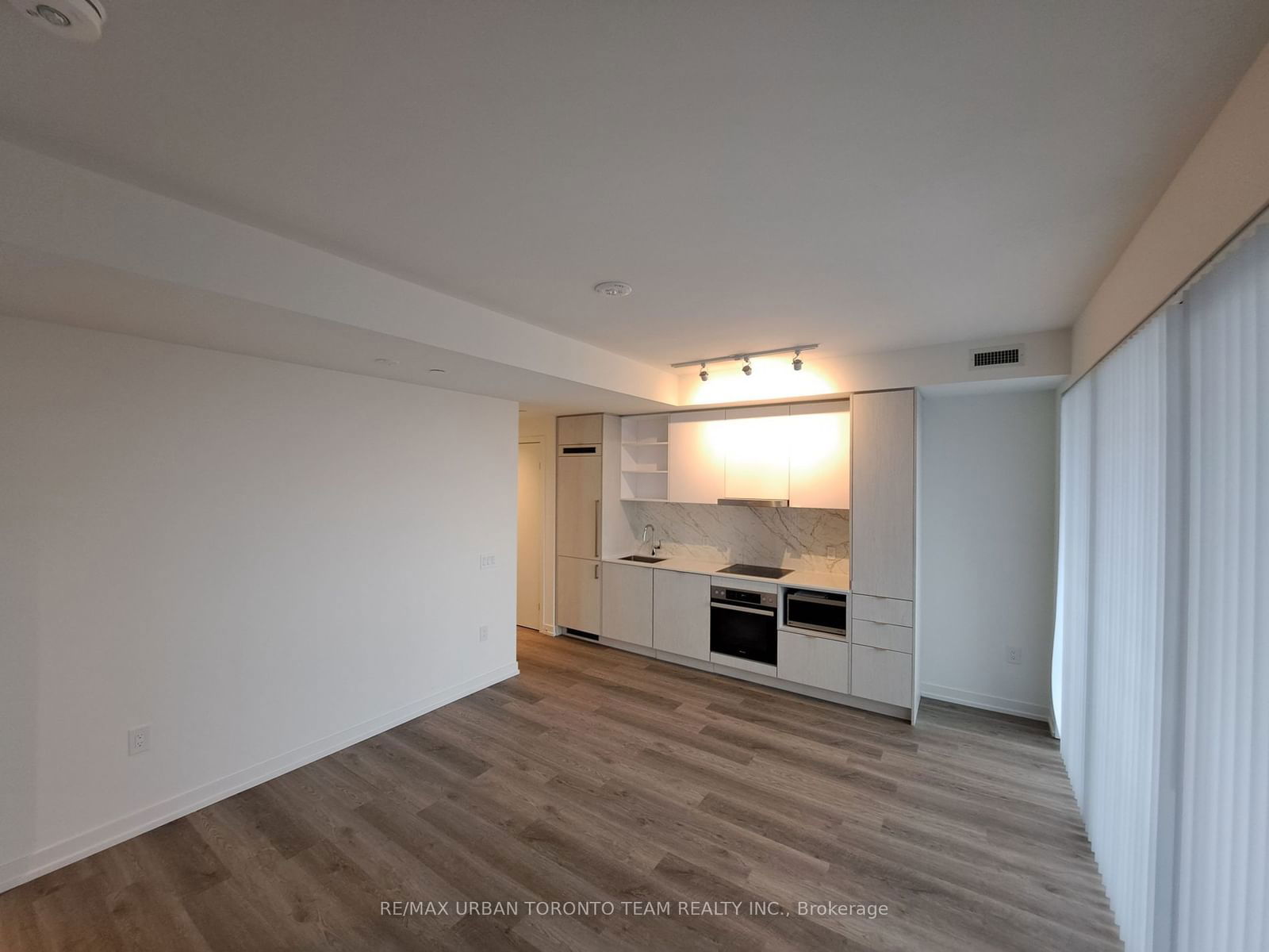 55 Cooper St, unit 7605 for rent