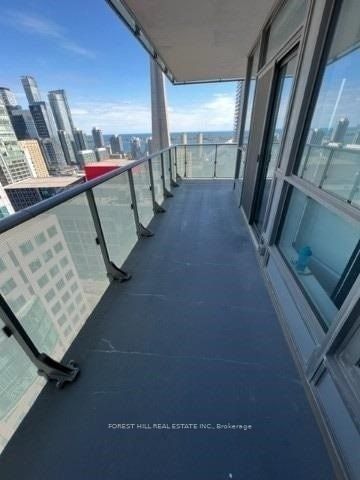 8 Mercer St S, unit 2605 for rent