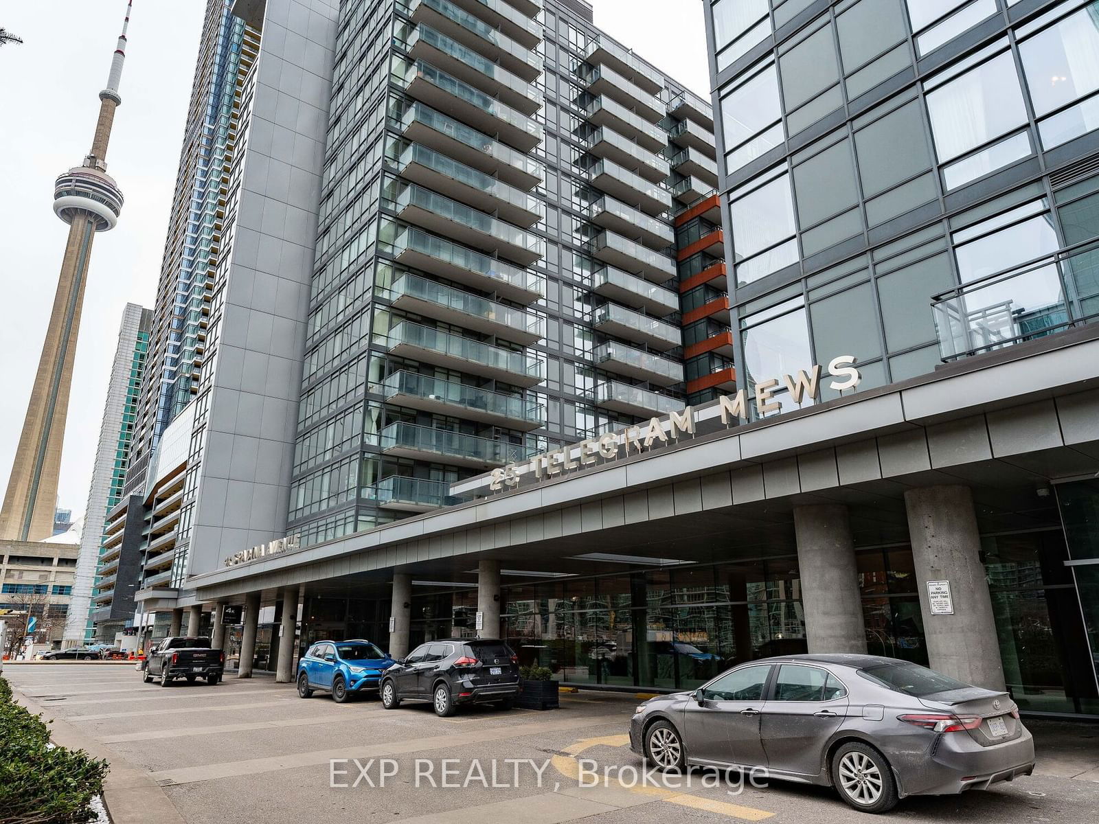 25 Telegram Mews, unit 901 for rent