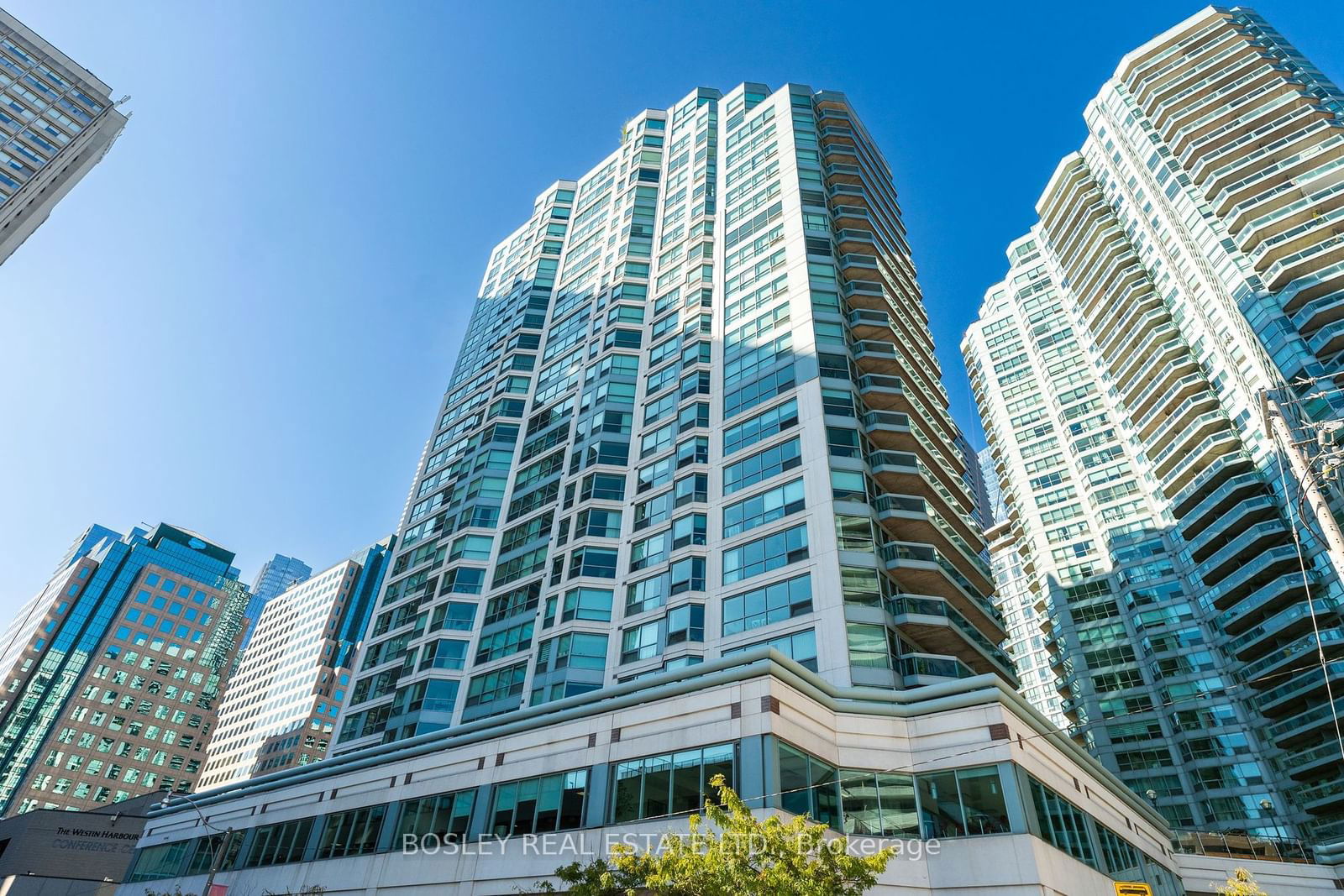 10 Queens Quay W, unit 2006 for sale