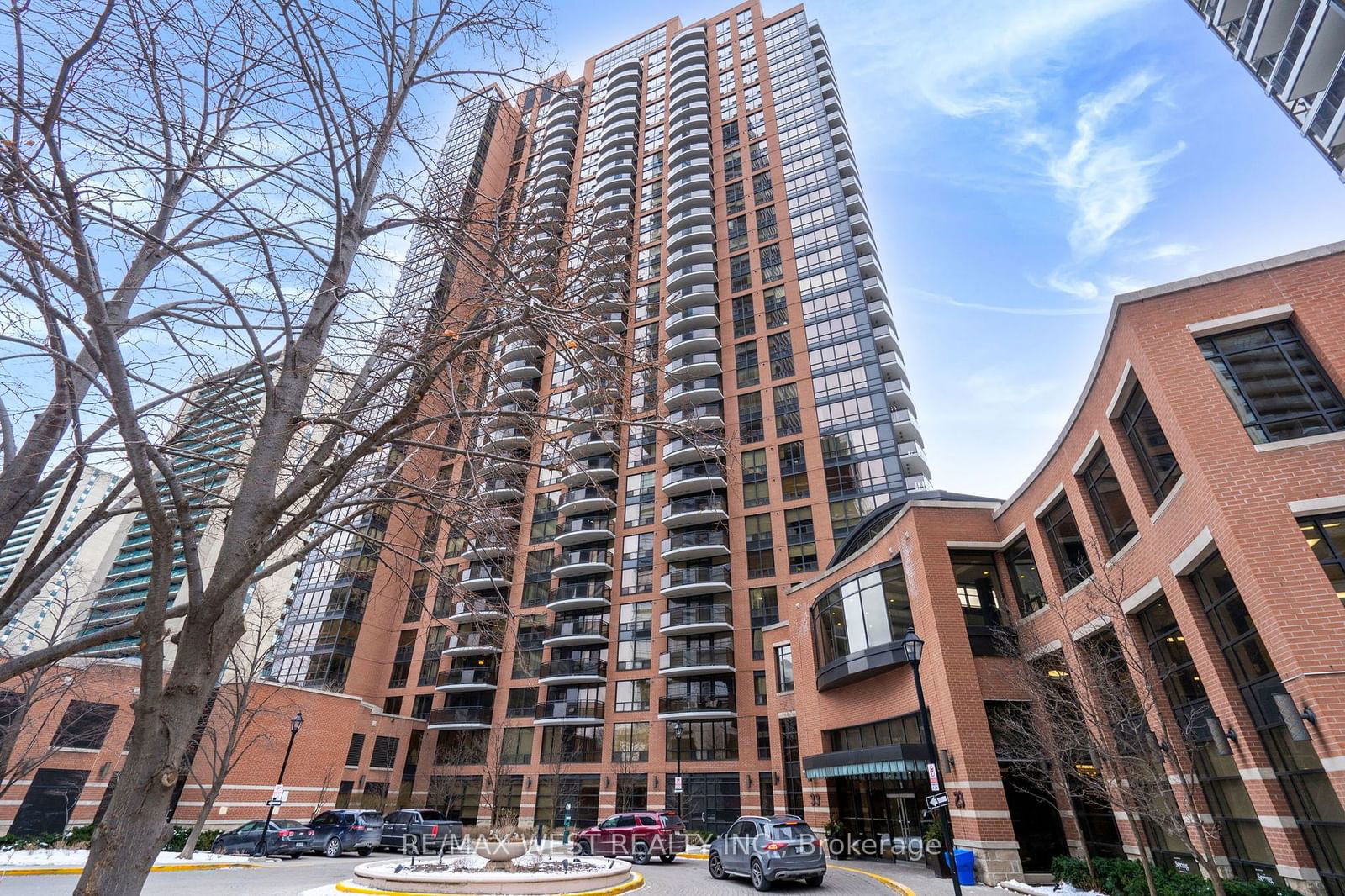 33 Sheppard Ave E, unit 3006 for rent