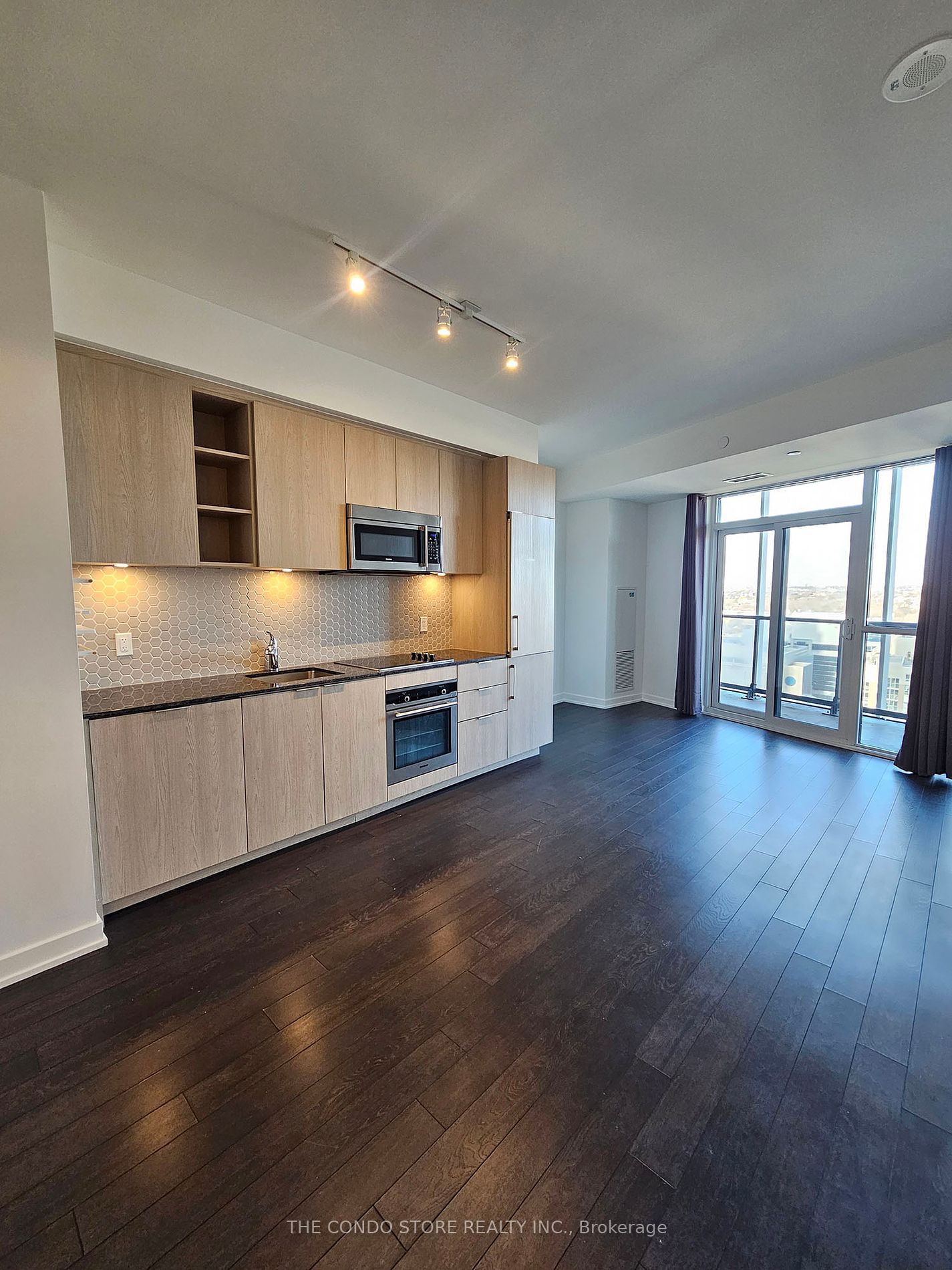 50 Ordnance St, unit 1507 for rent