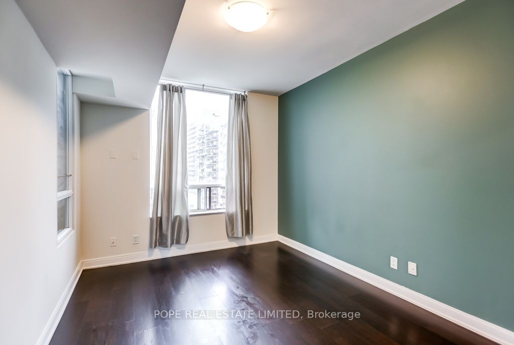 88 Broadway Ave, unit 511 for rent