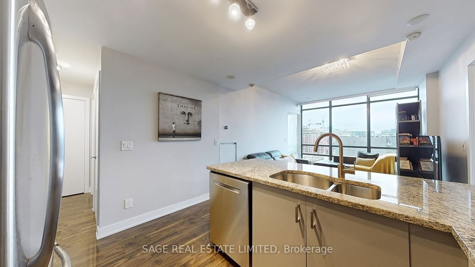 438 King St W, unit 1406 for rent